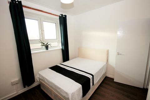 4 bedroom flat to rent, Darling Row , E1 5RR