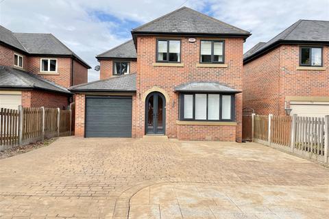 4 bedroom detached house for sale, Oakenshaw Lane, Wakefield WF2