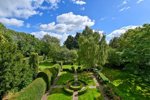 9 bedroom detached house to rent, Forty Green, Bledlow, Princes Risborough, Buckinghamshire, HP27