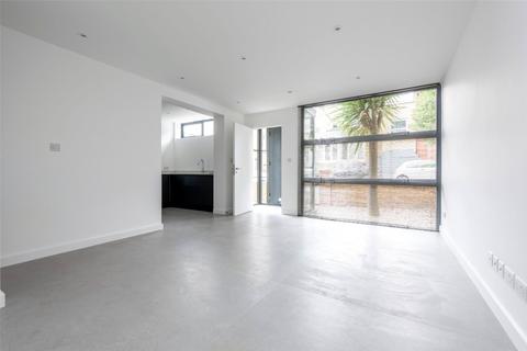 1 bedroom terraced house for sale, Kelmscott Road, SW11