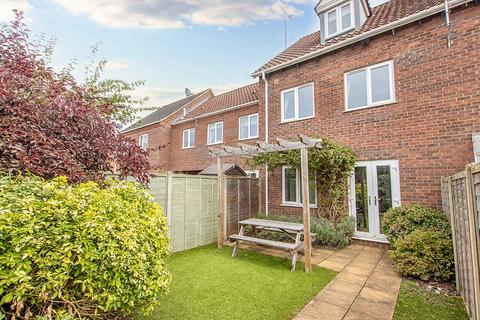 4 bedroom terraced house to rent, The Old Coal Yard, Snettisham