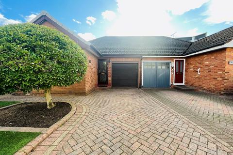 3 bedroom bungalow for sale, Andrew Road, West Bromwich, B71