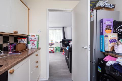 2 bedroom flat for sale, Brickfield Grove, Halifax HX2