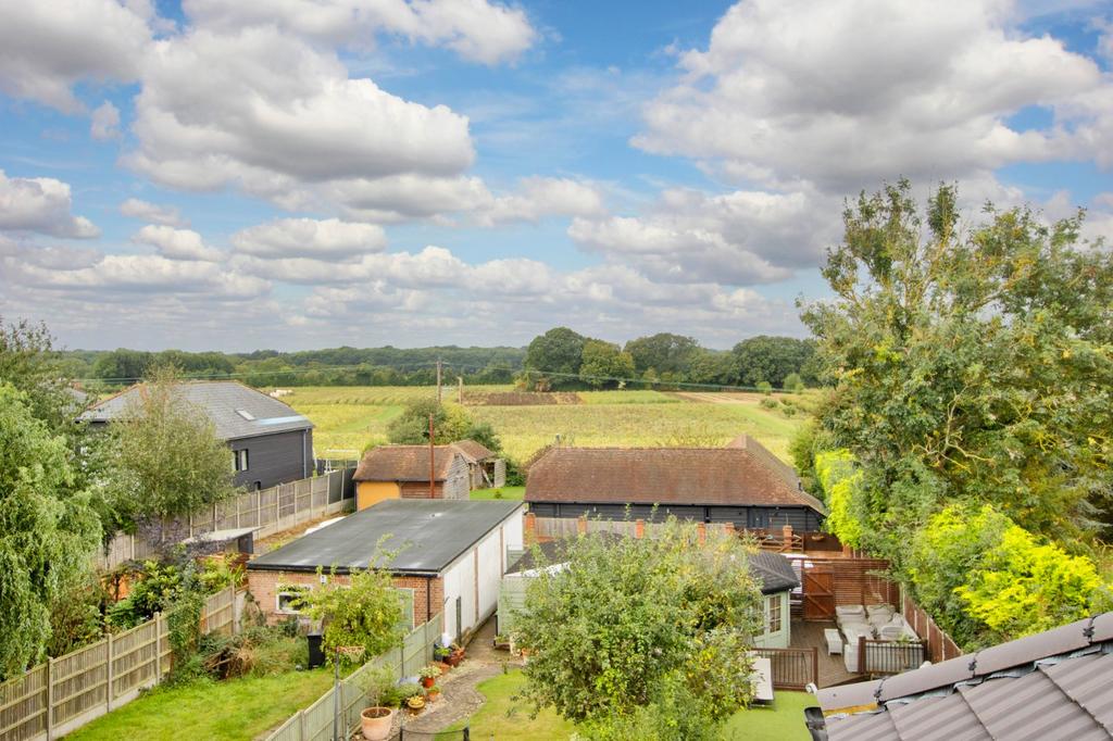 Garden & Views
