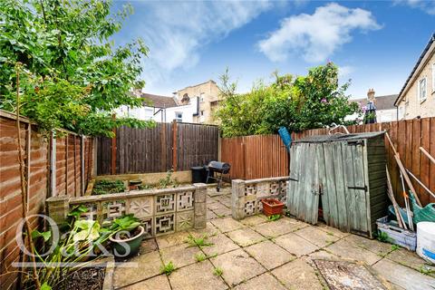 3 Ingatestone Road, London, SE25 4LG