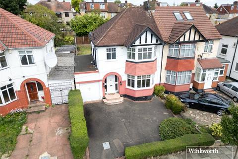 3 bedroom semi-detached house for sale, Kingsmere Park, London NW9