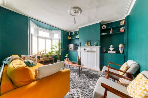 90 Pawsons Road, Croydon, CR0 2QF