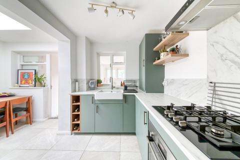 90 Pawsons Road, Croydon, CR0 2QF