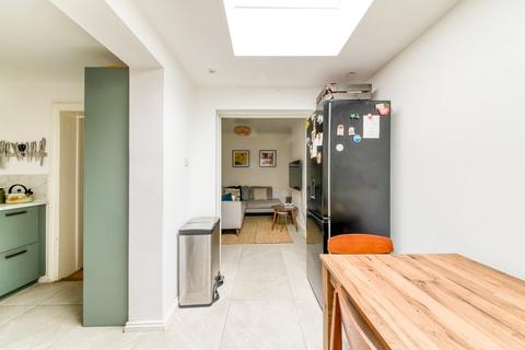 90 Pawsons Road, Croydon, CR0 2QF