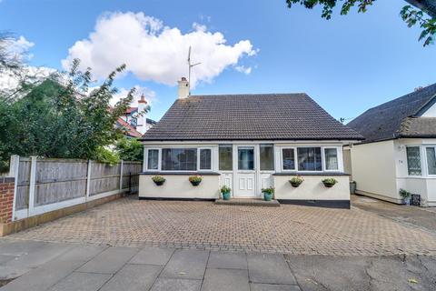 2 bedroom detached bungalow for sale, Olivia Drive, Leigh-On-Sea SS9