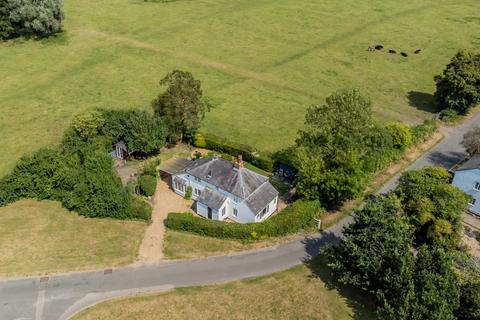 3 bedroom cottage for sale, The Lodge, The Green, Milton Keynes, Buckinghamshire