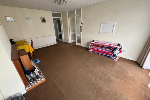 75 Denman Drive, Ashford, TW15 2AP
