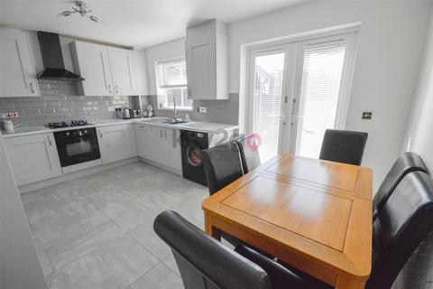 4 bedroom semi-detached house for sale, Meadowgate Park, Killamarsh, Sheffield