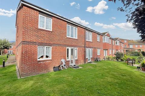 1 bedroom retirement property for sale, Wannock Road, Eastbourne