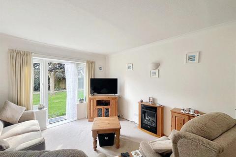 1 bedroom retirement property for sale, Wannock Road, Eastbourne