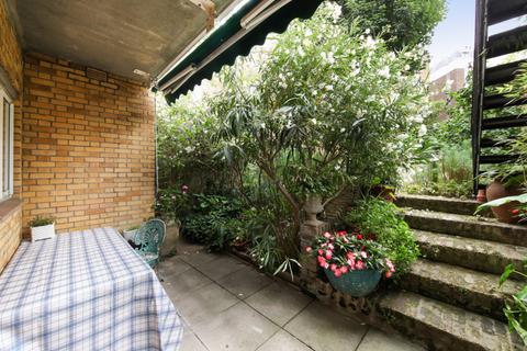 2 bedroom apartment for sale, Lexham Gardens, London, W8