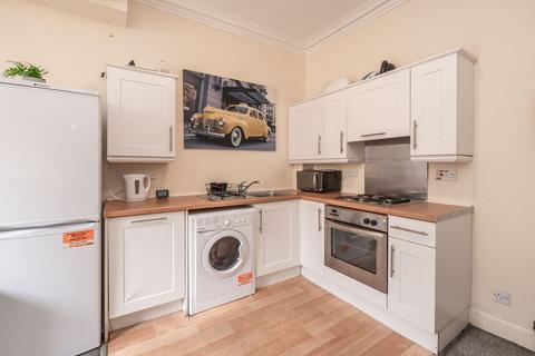 3 bedroom flat for sale, 7 2F1 Upper Grove Place, Edinburgh, EH3