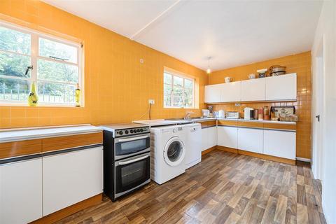 3 bedroom semi-detached house for sale, Kimble Crescent, Bushey WD23