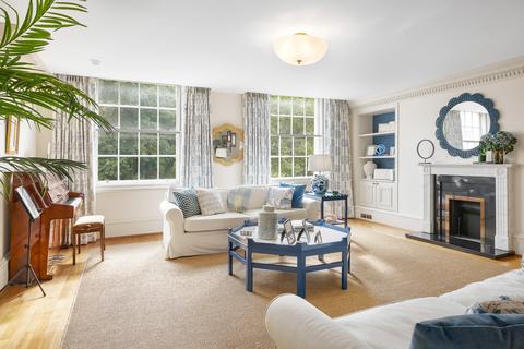 4 bedroom apartment for sale, Eaton Square, London SW1W