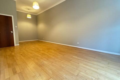 2 bedroom flat to rent, Wilton Street, Glasgow G20