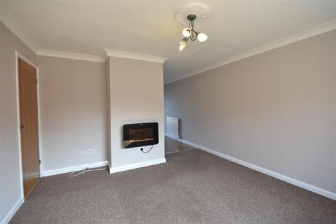 3 bedroom terraced house for sale, Beacon Hill Road., Newark