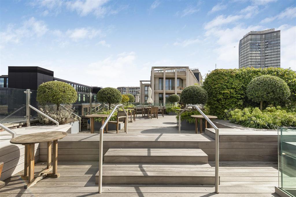 Westminster Gardens   Residents Roof Terrace