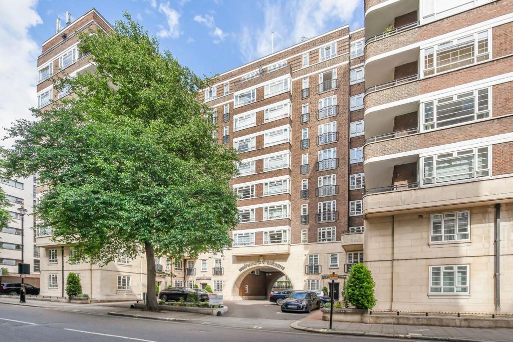 Westminster Gardens - Exterior