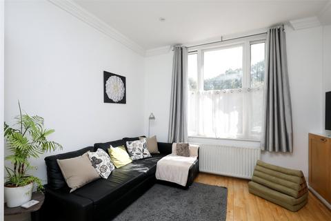 1 bedroom flat for sale, Royal Crescent, Holland Park, W11