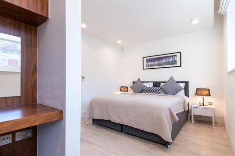 2 bedroom apartment to rent, Kensington High Street, Kensington, W8