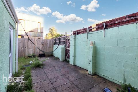 2 bedroom terraced house for sale, Forest Road, Bristol