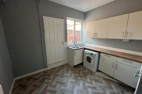 2 bedroom terraced house to rent, Lansdowne Street, Darlington