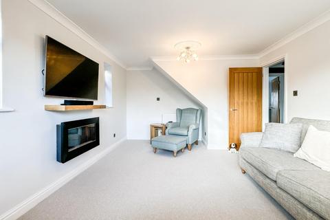 8 Eggshill Lane, Yate, Bristol, BS37 4BL