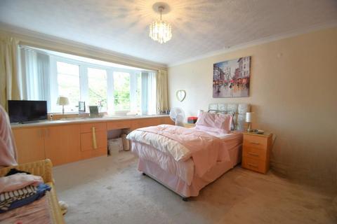 2 bedroom apartment for sale, Richmond Court, Gatley Road, Cheadle