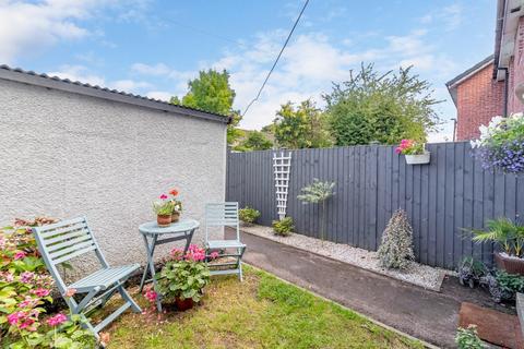 2 bedroom end of terrace house for sale, Delamere Crescent, Harrogate