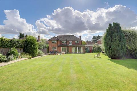 4 bedroom detached house for sale, Fernbrook Road, Caversham Heights