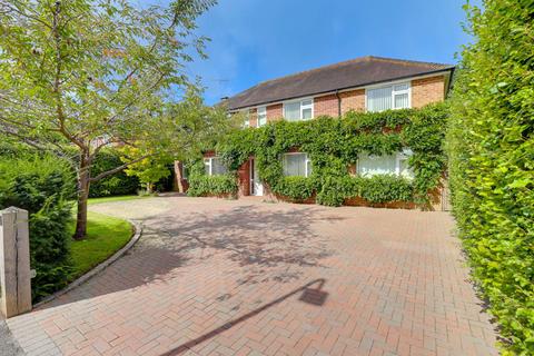 4 bedroom detached house for sale, Fernbrook Road, Caversham Heights