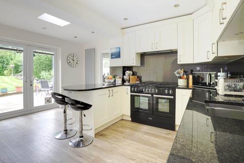 4 bedroom detached house for sale, Fernbrook Road, Caversham Heights