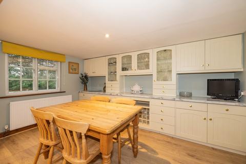 2 bedroom flat for sale, Littlebourne Road, Canterbury, Kent, CT3