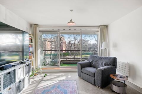 3 bedroom apartment for sale, Oakley Square, London, NW1