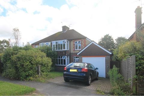 3 bedroom semi-detached house to rent, Haslemere