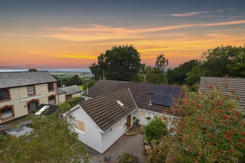 4 bedroom detached bungalow for sale, Blackborough, Cullompton