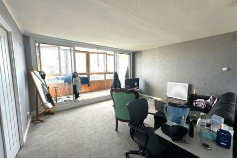 2 bedroom flat for sale, Hazel Grove, ., Feltham, Middlesex, TW13 4DN