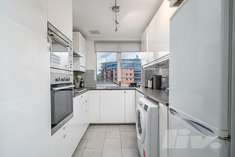 3 bedroom apartment to rent, North Bank, London NW8