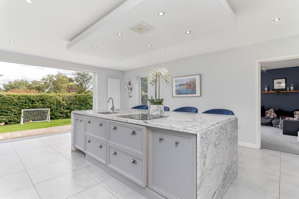Dining Kitchen - B.jpg
