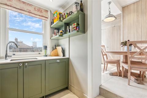 4 bedroom apartment for sale, Aspley Road, London, SW18