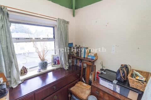 33 Edenvale Crescent, Lancaster, LA1 2NW