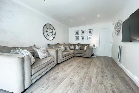 42 Birchall Green, Woodley, Stockport, SK6 1RZ