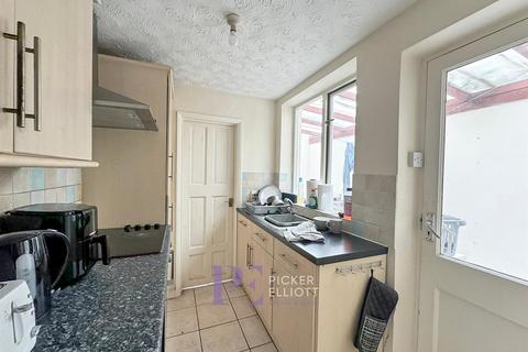 3 bedroom end of terrace house for sale, Orchard Street, Hinckley LE10