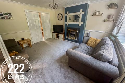 2 bedroom semi-detached house to rent, Colwyn Close Callands Warrington WA5 9SL