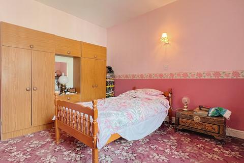 36 Mount Avenue, Bradford, BD2 2JA
